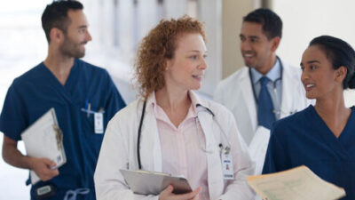 doctors walking together